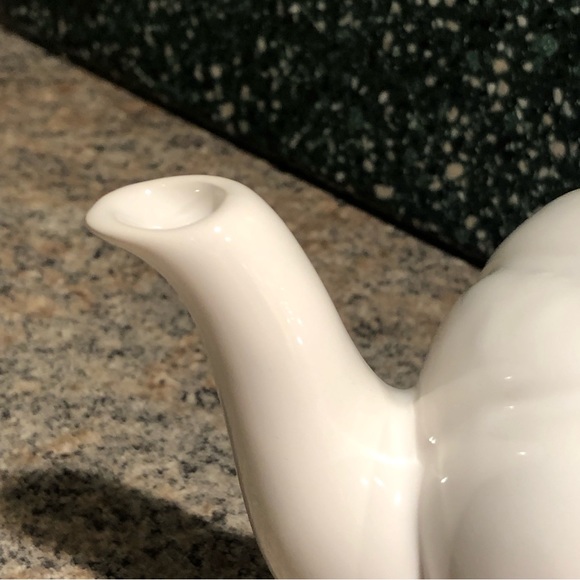 COPY - Harry & David white tea pot with cardinal on top. - Picture 4 of 7